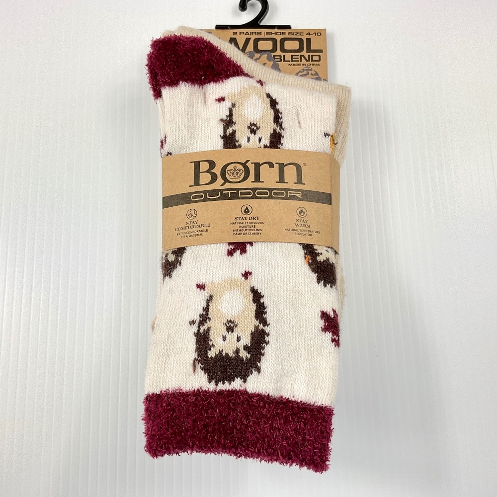 NWT Born Outdoor Wool Blend Beaver Themed Women’s Winter Boot Socks 2 pack 🦫 🦫